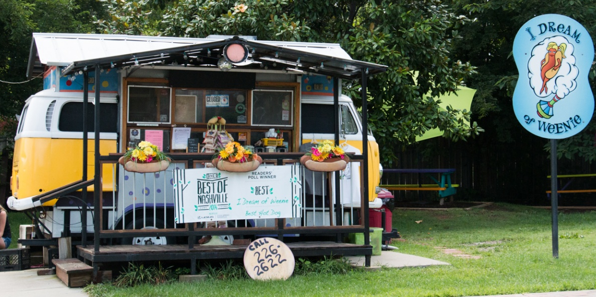 The Food Truck with No Wheels Honeycrisp